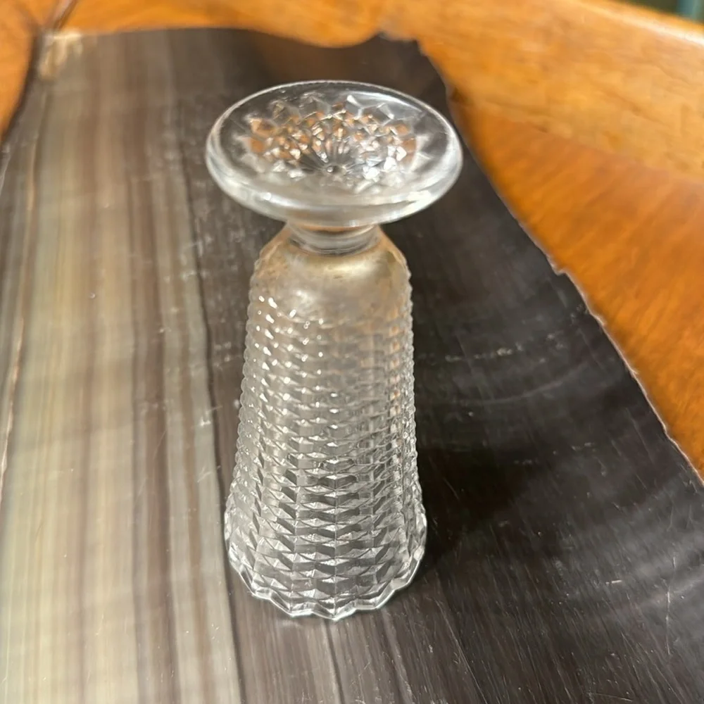 Vintage 1960s Indiana Glass Co Diamond Point Footed Crystal Bud Vase 4 1/4”